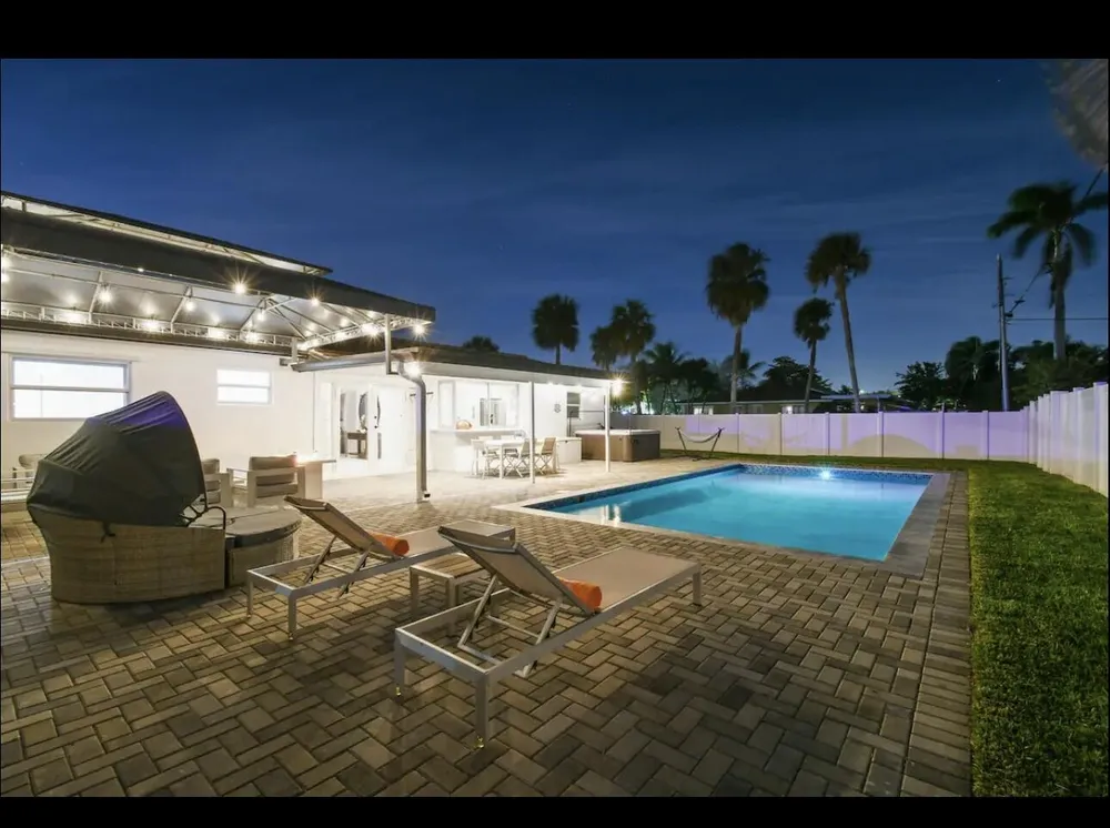 5040 NE 22nd Ave, Pompano Beach, FL 33064
