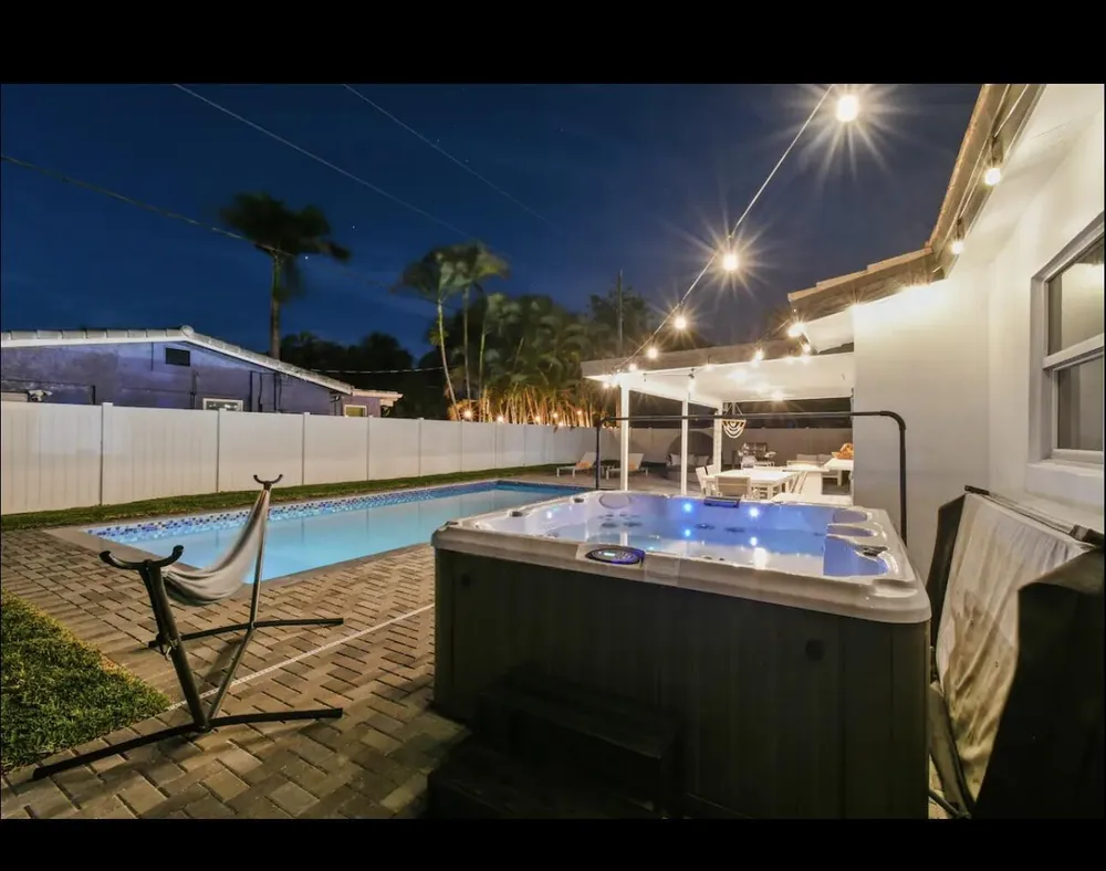 5040 NE 22nd Ave, Pompano Beach, FL 33064