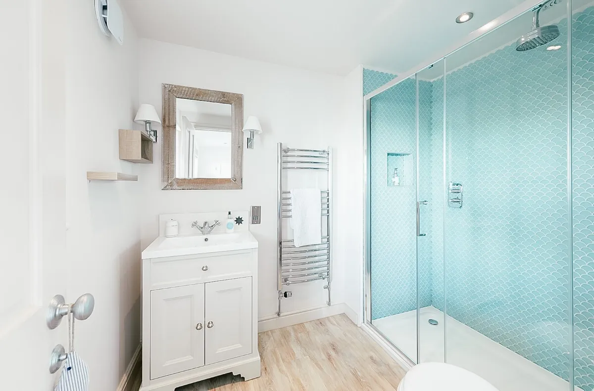 Rhoscolyn, Holyhead, Sir Ynys Mon, LL65