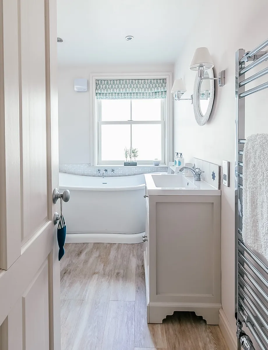 Rhoscolyn, Holyhead, Sir Ynys Mon, LL65
