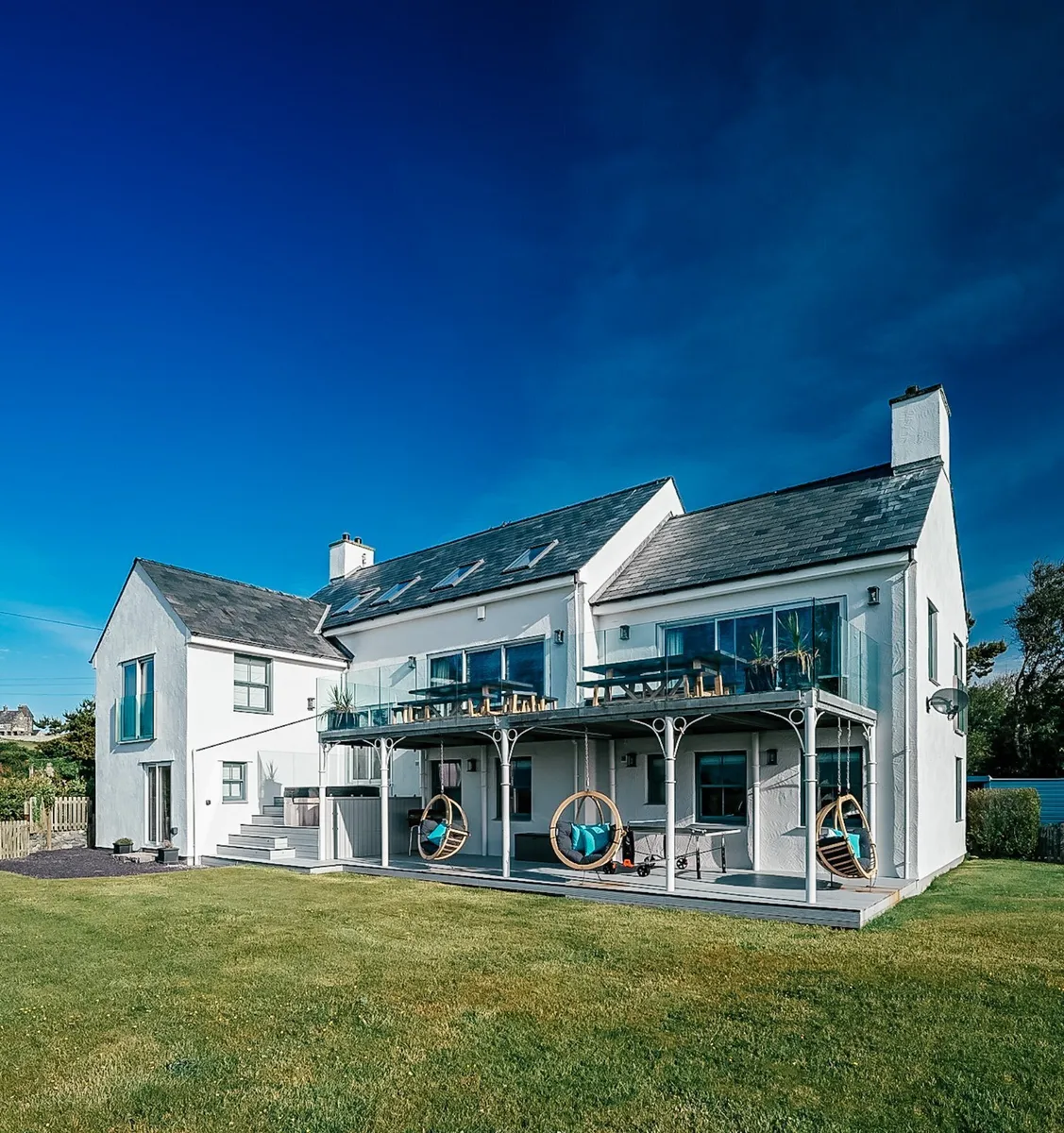 Rhoscolyn, Holyhead, Sir Ynys Mon, LL65