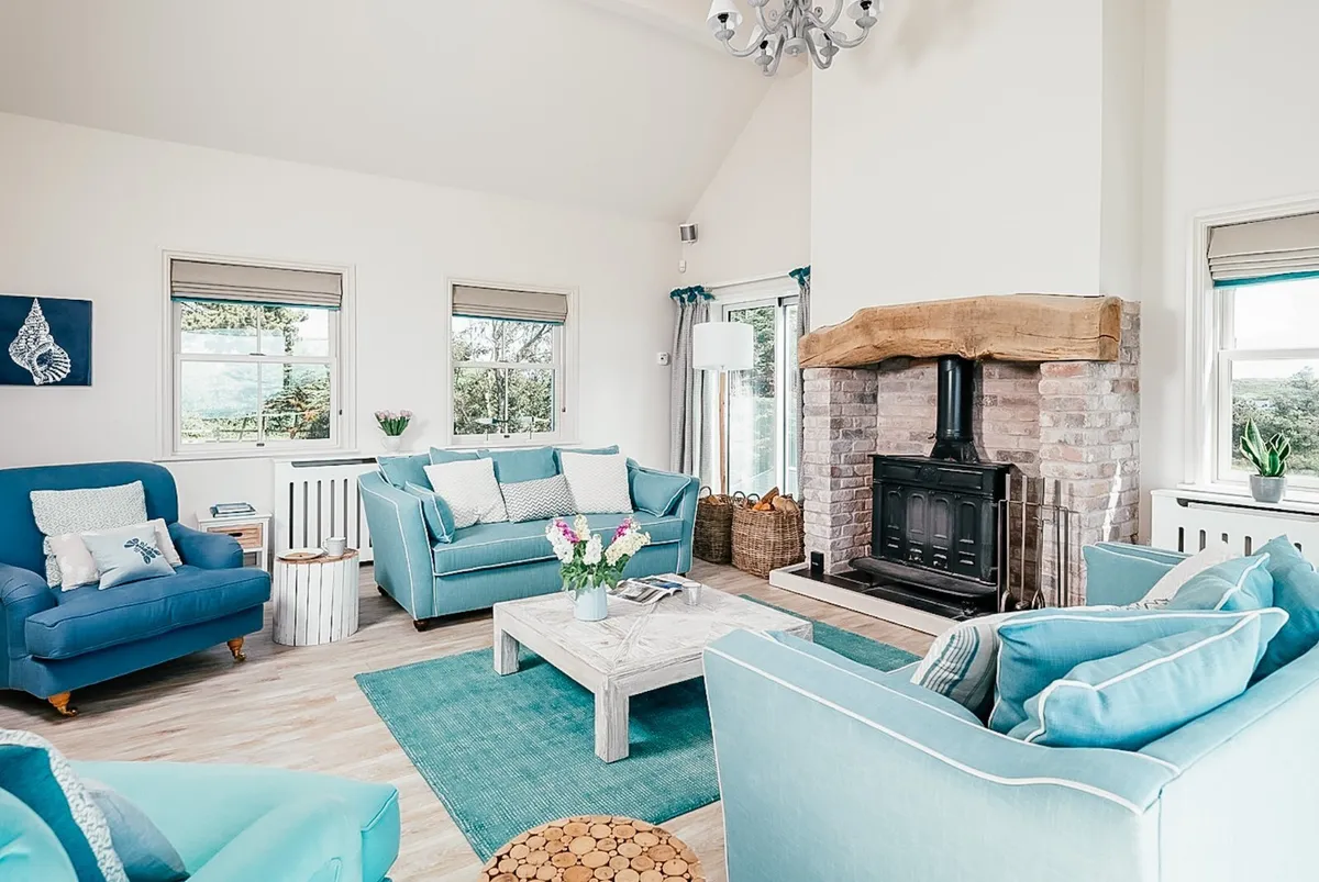 Rhoscolyn, Holyhead, Sir Ynys Mon, LL65