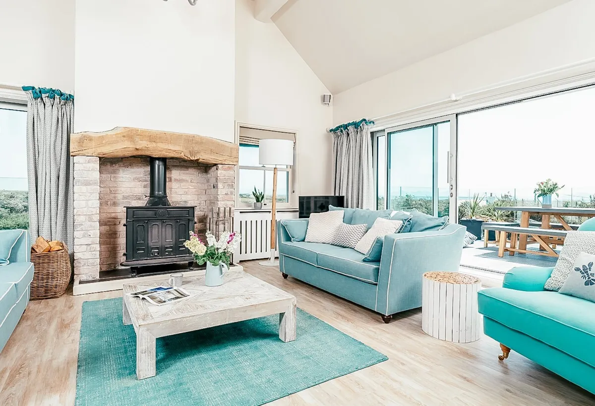 Rhoscolyn, Holyhead, Sir Ynys Mon, LL65