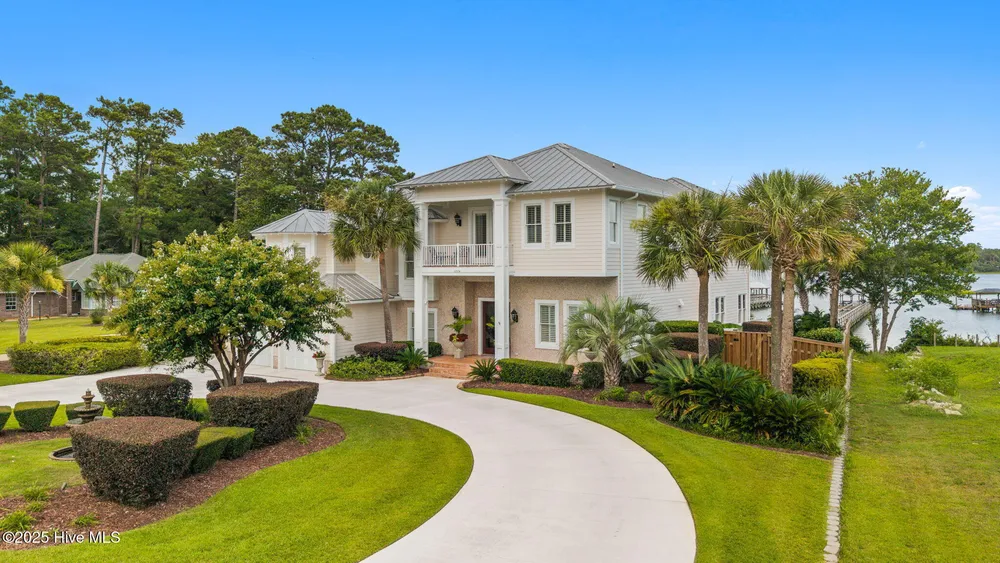 1224 Riverbend Dr SW, Shallotte, NC 28470