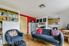 Harry Close, Croydon