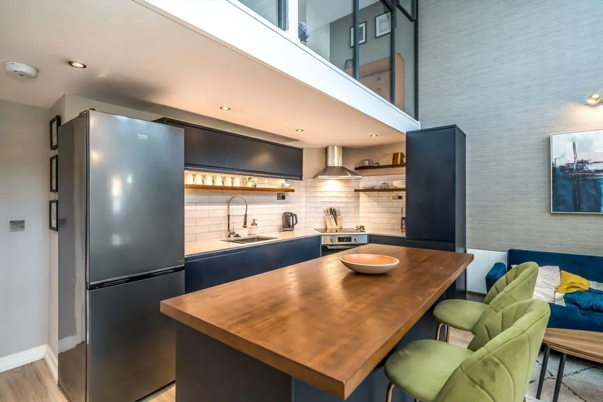 80 Reed Place Jacksons | 2 bedroom property to let in Reed Place, Clapham - £3,000 pcm