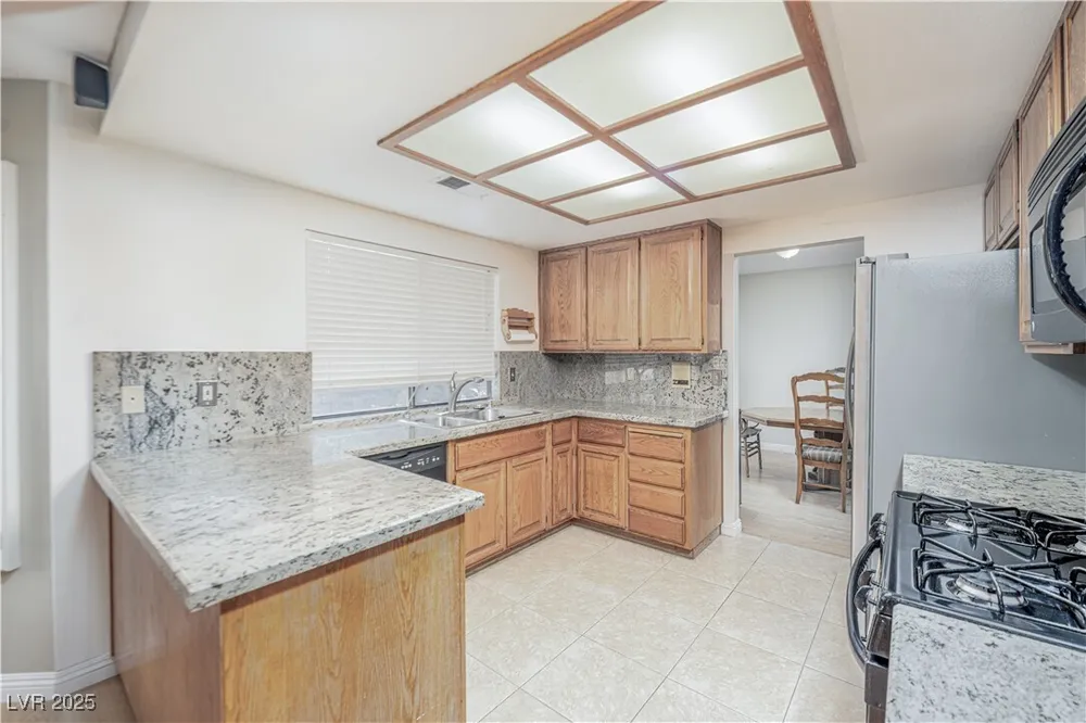 9021 Feather River Ct, Las Vegas, NV 89117