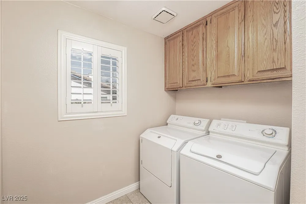 9021 Feather River Ct, Las Vegas, NV 89117