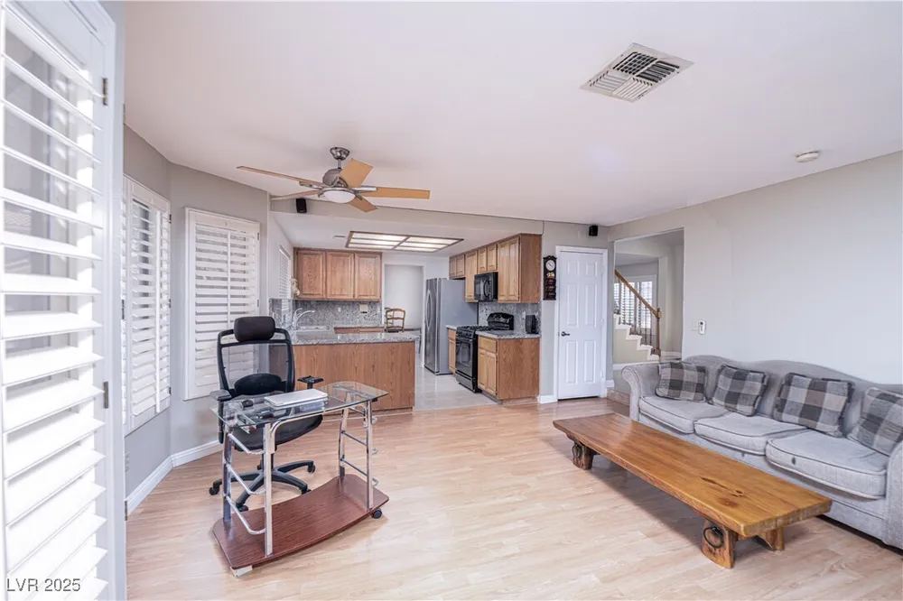 9021 Feather River Ct, Las Vegas, NV 89117
