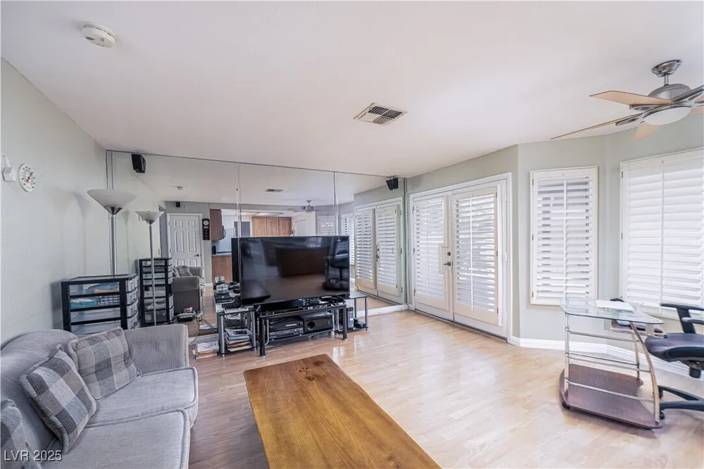 9021 Feather River Ct, Las Vegas, NV 89117