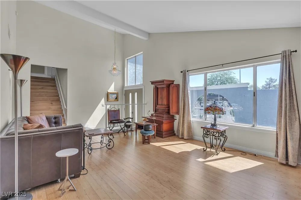1808 Piccolo Way, Las Vegas, NV 89146