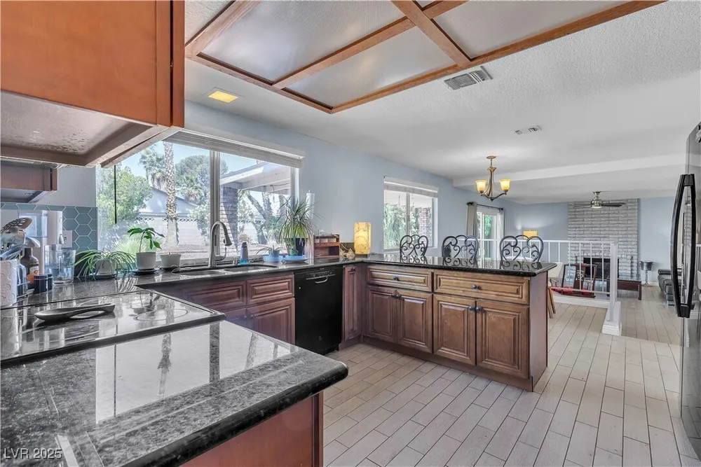 1808 Piccolo Way, Las Vegas, NV 89146