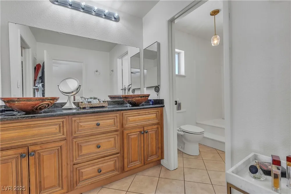 1808 Piccolo Way, Las Vegas, NV 89146