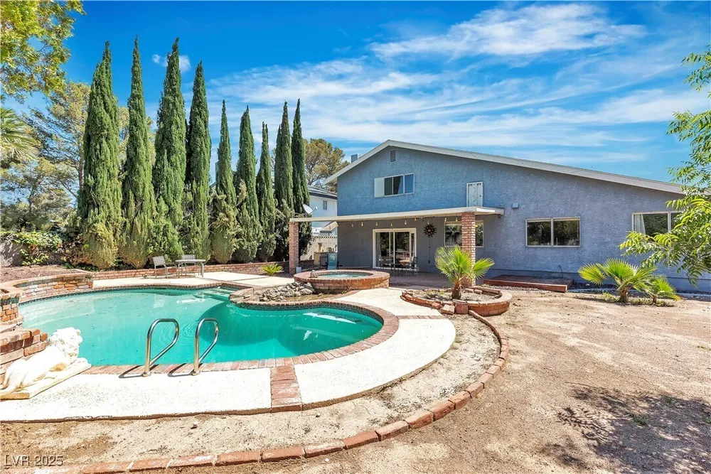 1808 Piccolo Way, Las Vegas, NV 89146