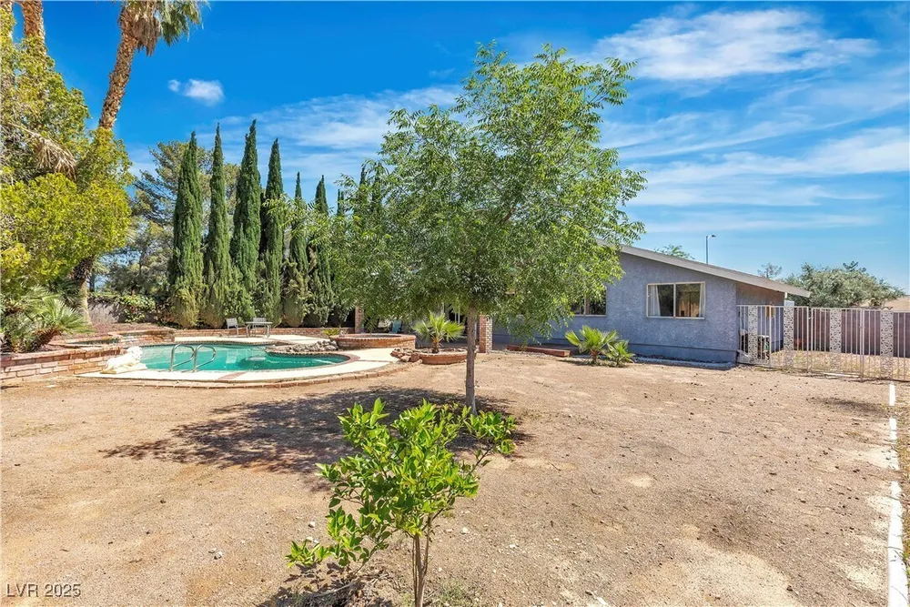 1808 Piccolo Way, Las Vegas, NV 89146