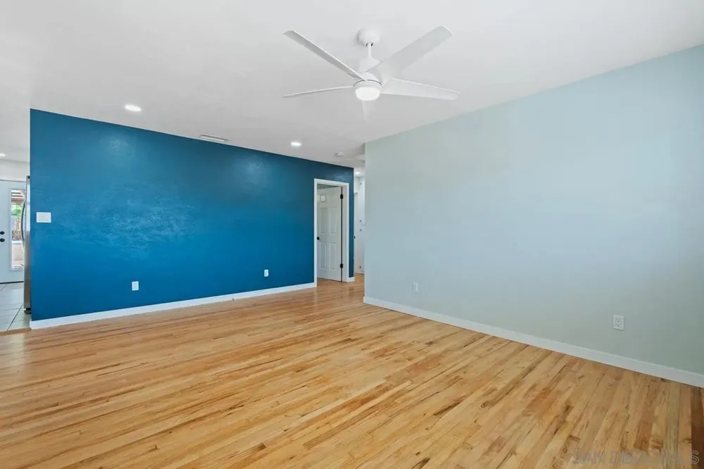 3675 Nassau Dr, San Diego, CA 92115