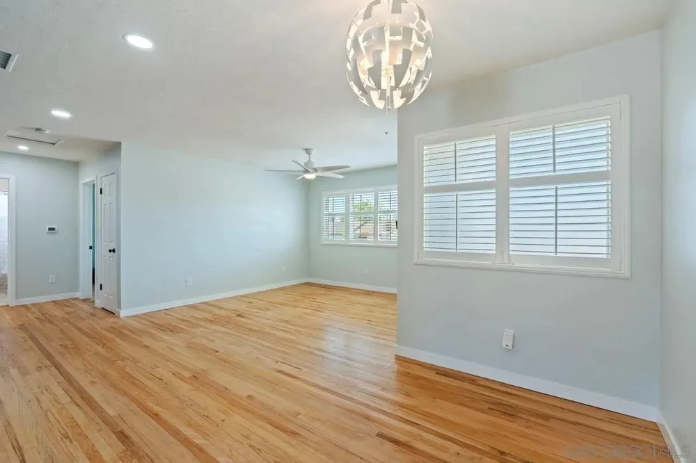 3675 Nassau Dr, San Diego, CA 92115