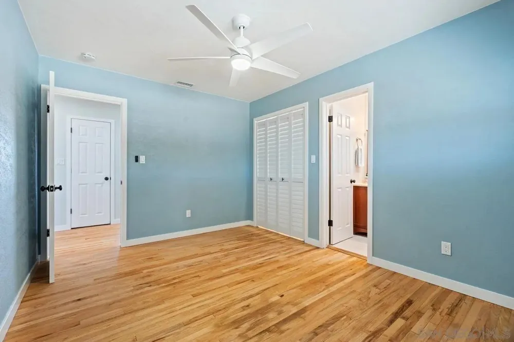 3675 Nassau Dr, San Diego, CA 92115
