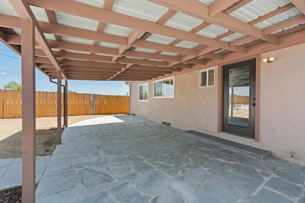 3675 Nassau Dr, San Diego, CA 92115