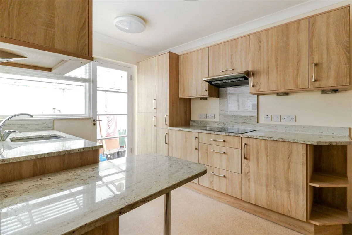 Sunnybank Road, Potters Bar, Hertfordshire, EN6