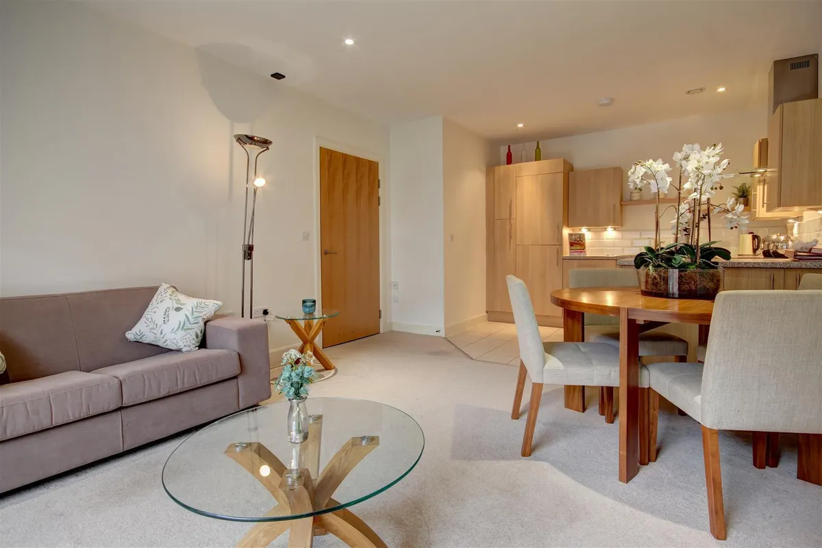 Avon House, Welland Place, Market Harborough