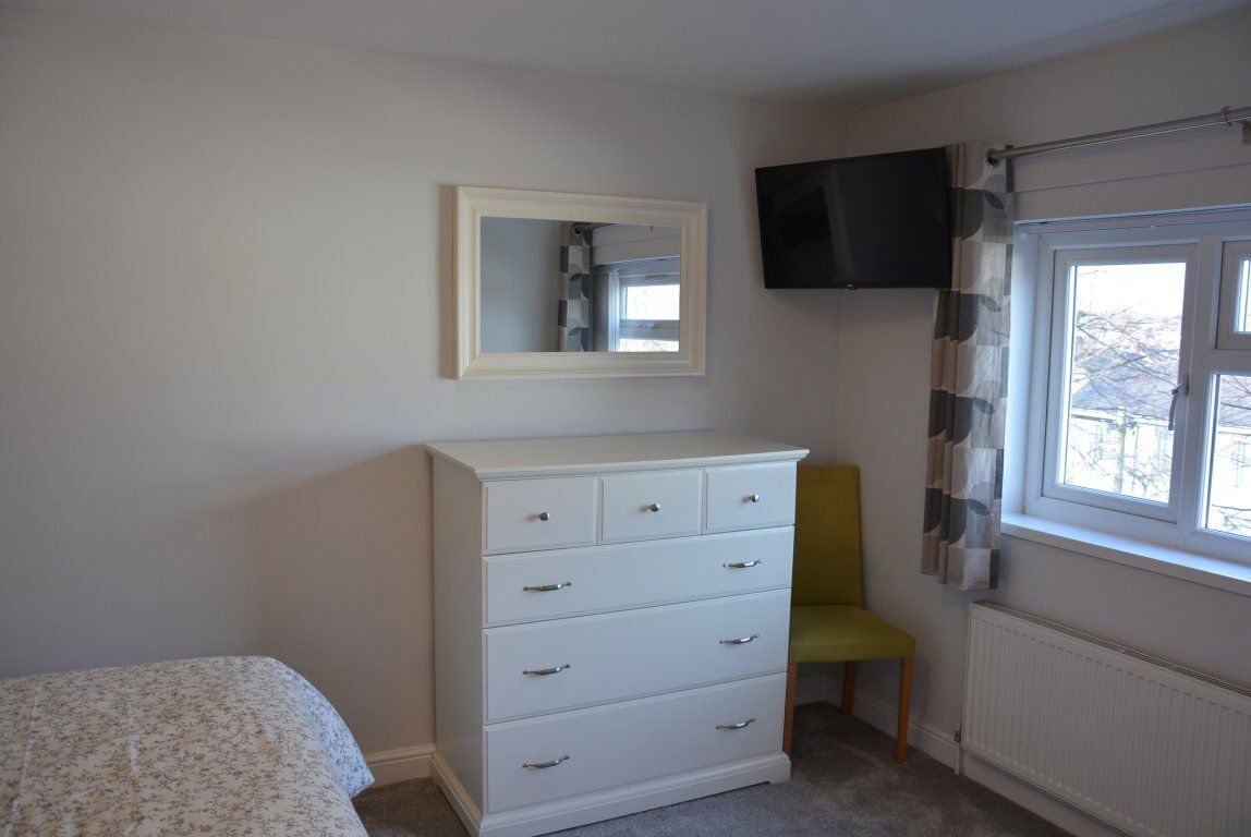 F13 Louis Court, B67 Image 2