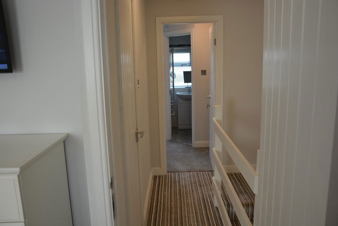 F13 Louis Court, B67 Image 10