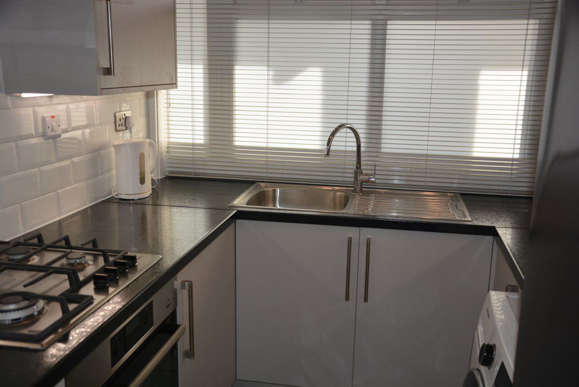 F13 Louis Court, B67 Image 18