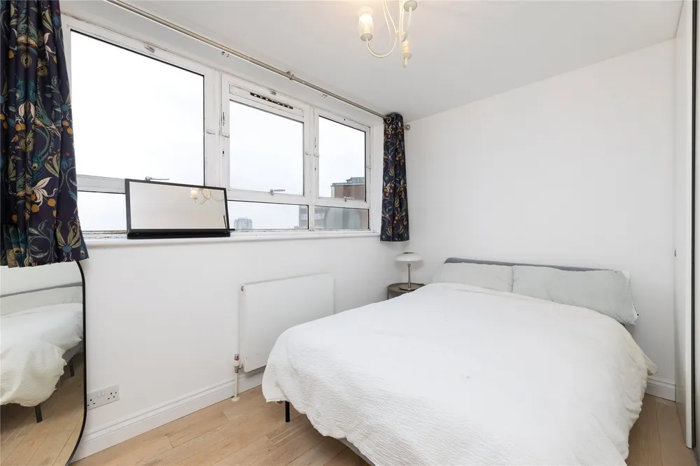 Castlecombe Drive, Southfields, London, SW19