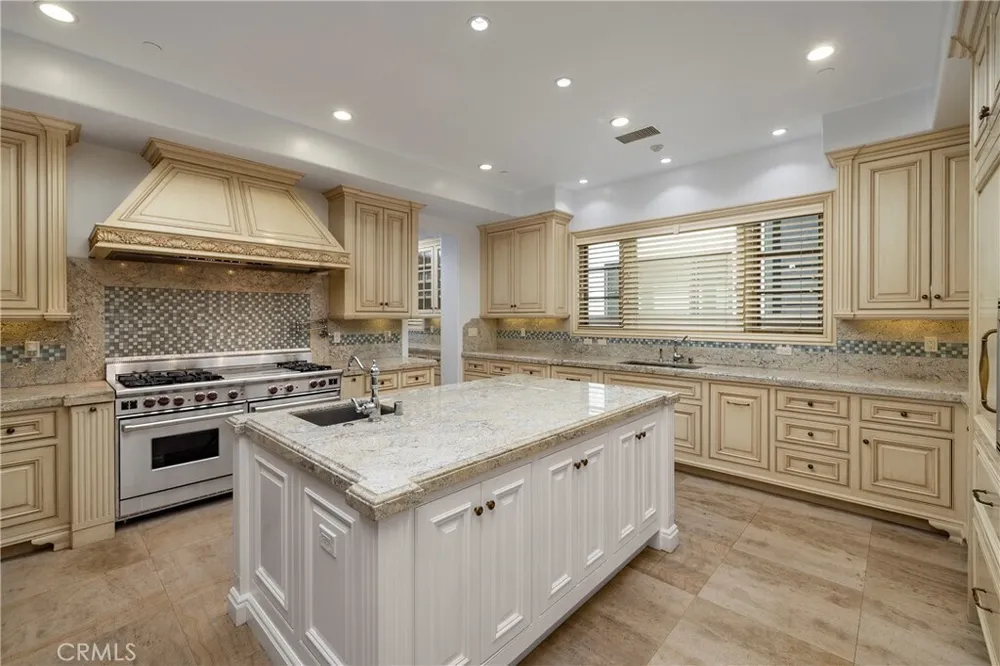 2258 Channel Rd, Newport Beach, CA 92661