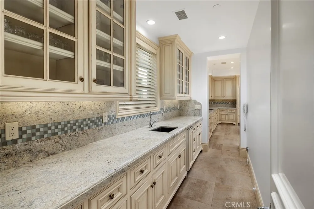 2258 Channel Rd, Newport Beach, CA 92661
