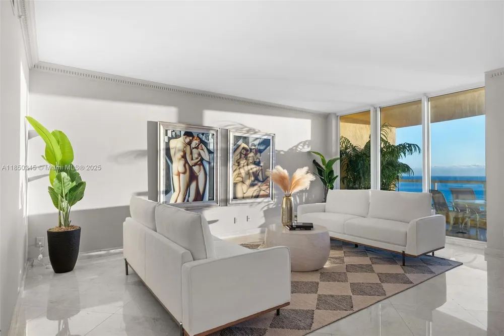 2100 N Ocean Blvd, Fort Lauderdale, FL 33305