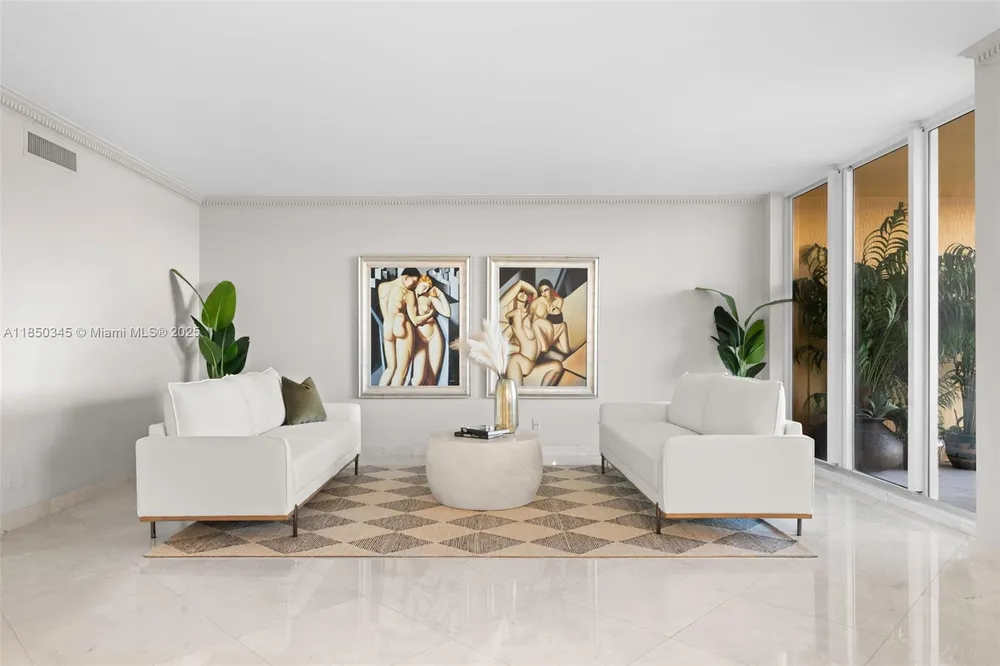 2100 N Ocean Blvd, Fort Lauderdale, FL 33305