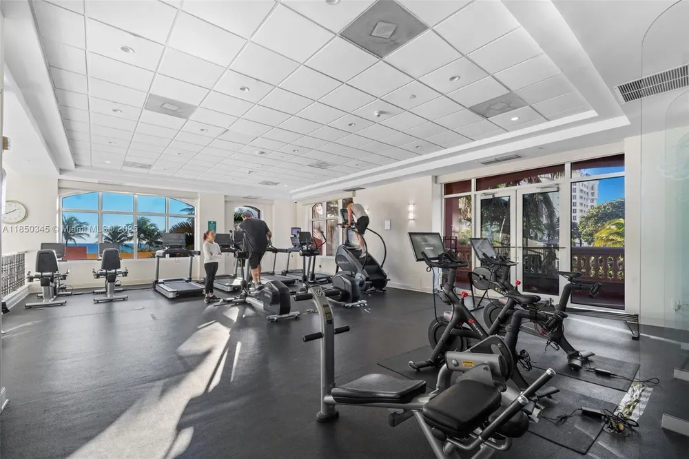 2100 N Ocean Blvd, Fort Lauderdale, FL 33305