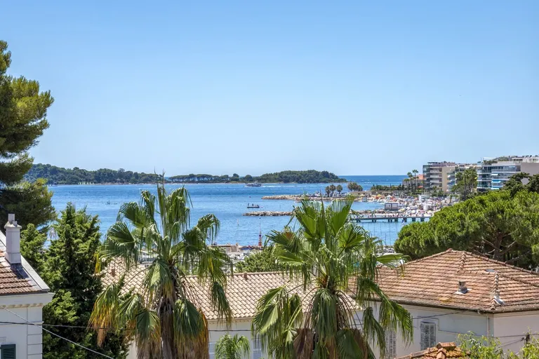 Cannes, 06400, France