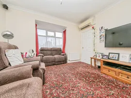 Pathfields Road, Clacton-On-Sea thumb 3