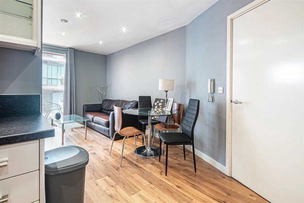 Apartment 99, Porter Brook House, 210 Ecclesall Road, S11 8HW