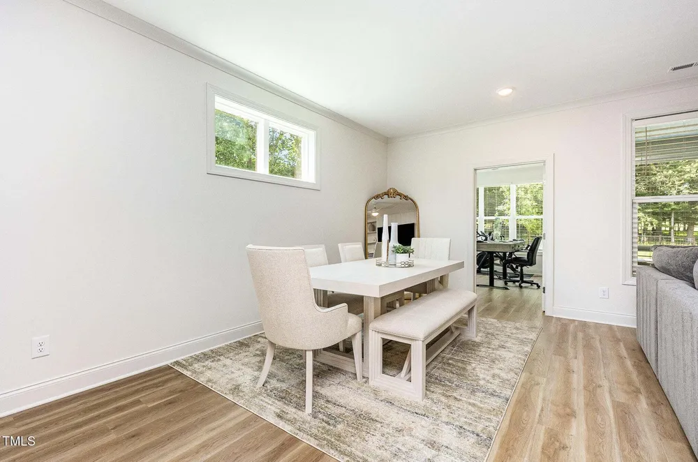 2213 Terri Creek Dr, Fuquay Varina, NC 27526