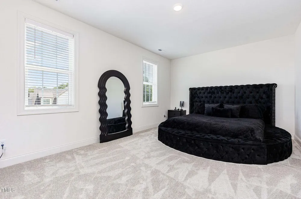 2213 Terri Creek Dr, Fuquay Varina, NC 27526