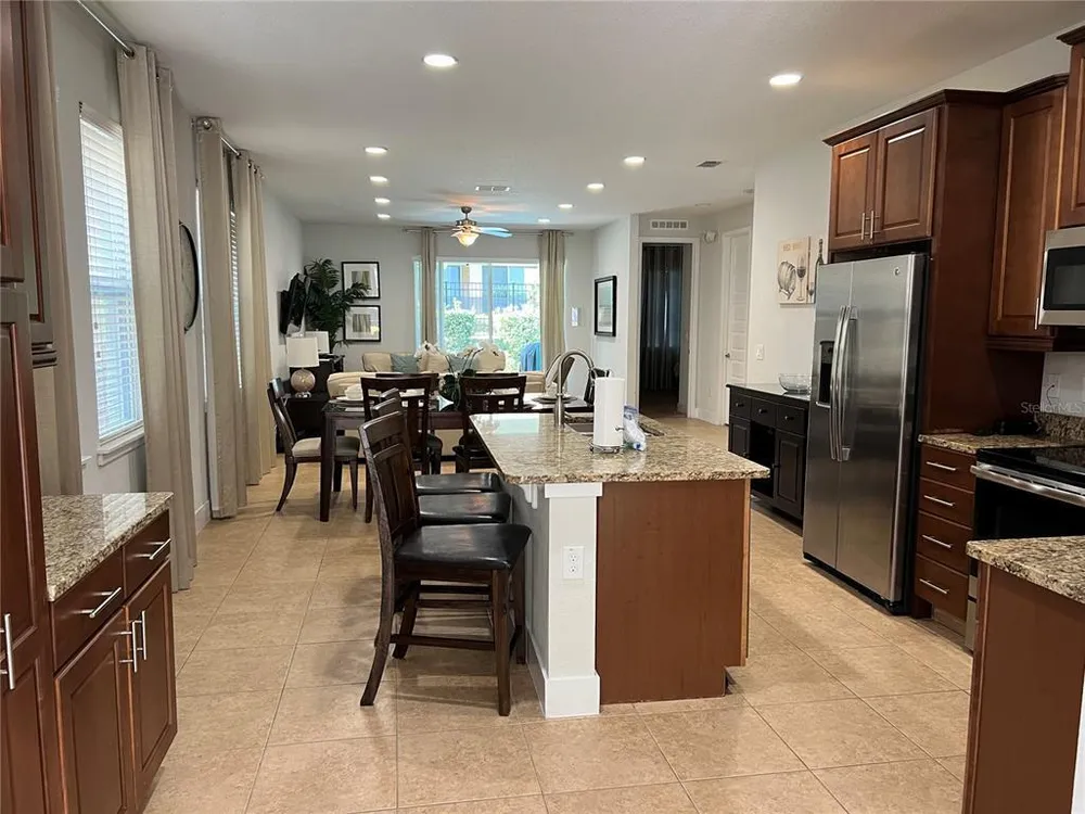 370 Lasso Dr, Kissimmee, FL 34747