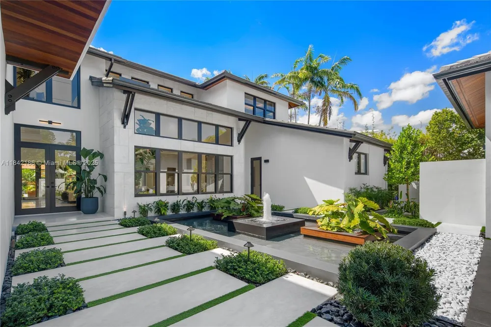 4241 Palm Ln, Miami, FL 33137