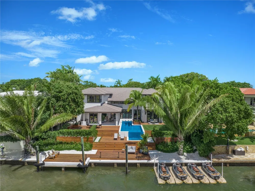 4241 Palm Ln, Miami, FL 33137