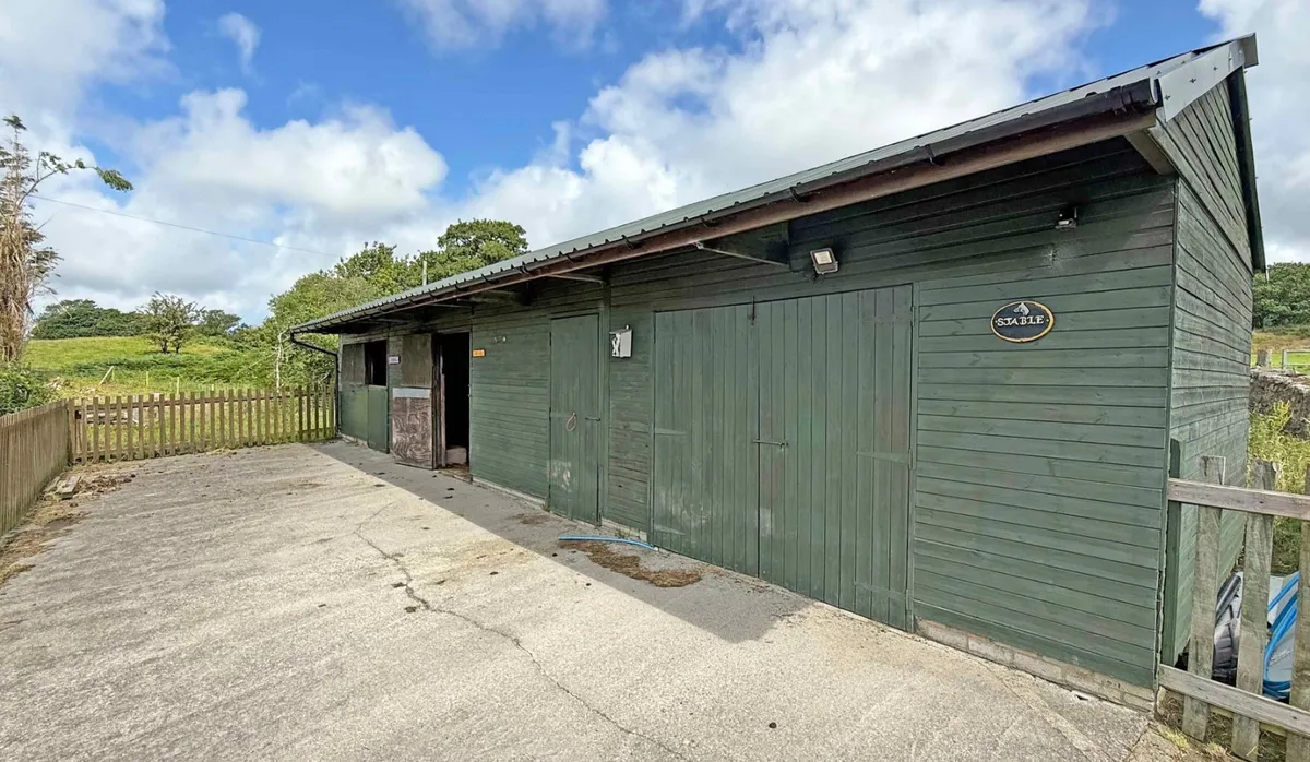 Garndolbenmaen, Gwynedd, LL51