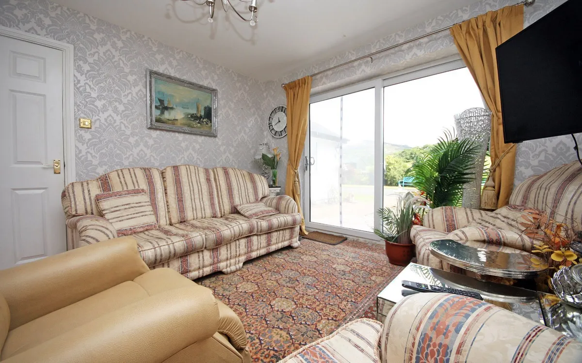 Garndolbenmaen, Gwynedd, LL51