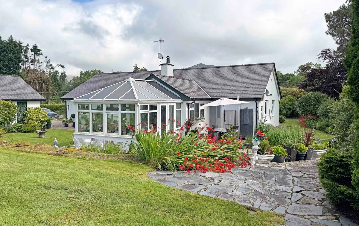 Garndolbenmaen, Gwynedd, LL51
