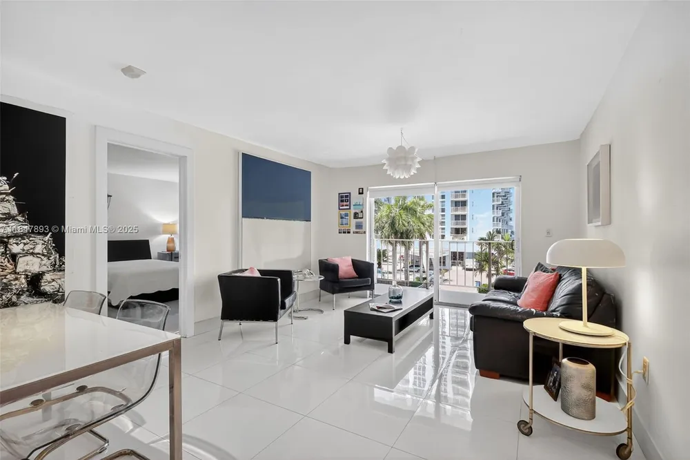 1245 West Ave, Miami Beach, FL 33139