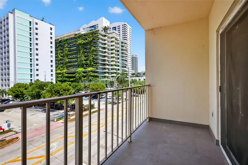 1245 West Ave, Miami Beach, FL 33139