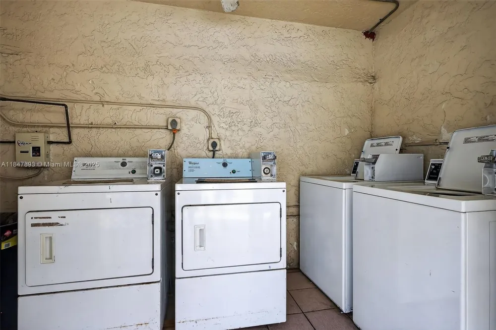 1245 West Ave, Miami Beach, FL 33139