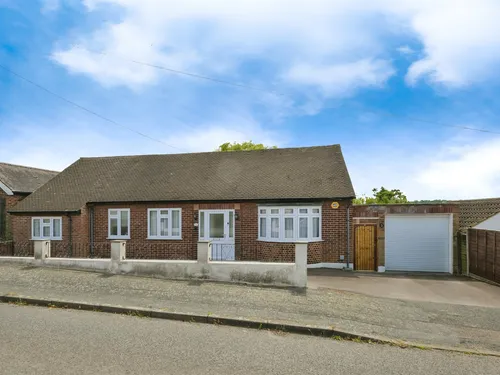 Shooters Drive, Nazeing, Waltham Abbeyphoto