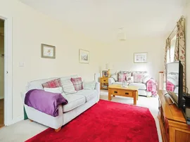 Damson Drive, DIDCOT thumb 3